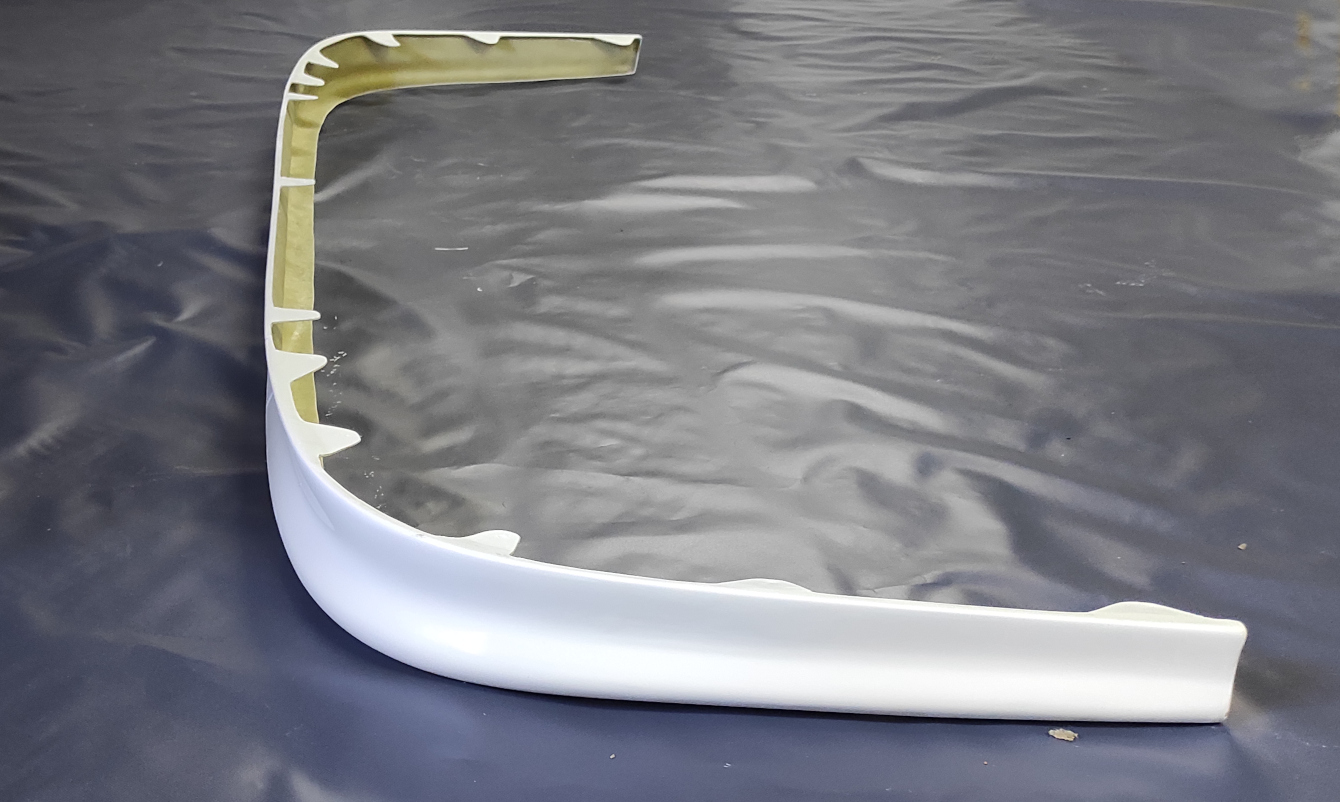 VOLVO FH4 FH5 - 9CM SPOILER POLYESTER ADAPTABLE